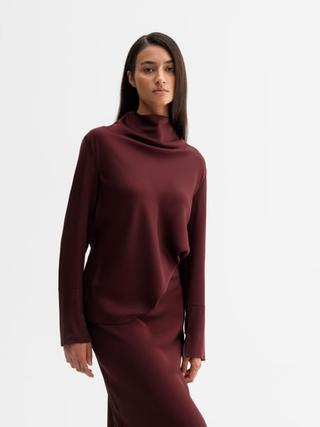 burgundy