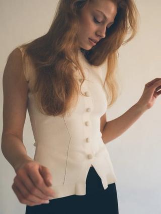 AW26