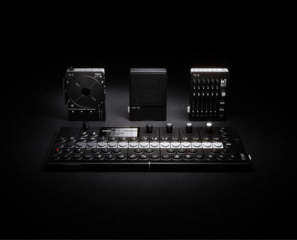 produkter från teenage engineering på Depart.A.Mental